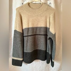Universal Thread Color-block Sweater